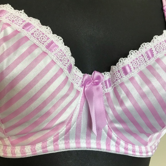 Gossard pastel pink cute striped bra with lace trim and bows - Picture 5 of 10